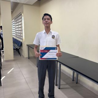 El jueves 26 de febrero se llevó a cabo el concurso de oratoria “Sentimiento Juarista” a nivel zona de las escuelas secundarias técnicas de la zona 10 de Tampico, en donde tuvimos el honor de ser sede. 

Felicitamos el esfuerzo de nuestro alumno Roberto Torres Ceja que participó representando a nuestra sección.

#Secundaria #Oratoria #OrgulloFélix