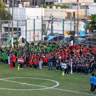 Inauguración MiniOlimpiadas 2026🤩
Viviendo un presente que disfrutamos enormemente y creando memorias para siempre revivir un momento especial.
Muchas gracias por su asistencia y entusiasmo.
#SomosFélix #Deporte #Colegio #CompetenciasDeportivas