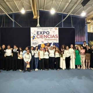 Edición Vigésimo Séptima de Expo Ciencias FJR #Prepa

Alumnos de sexto semestre compitieron con sus proyectos de física, química y biología e hicieron su última presentación dentro de la feria que es una tradición en nuestra Preparatoria en la que llevamos a los estudiantes a desarrollar proyectos con conocimientos aplicados. Jueces externos son los encargados de analizar y definir ganadores.

Compañeros de segundo y cuarto semestre presentaron como exhibición proyectos de sus materias de química y física.  Felicitamos a todos por su desempeño y preparación 🤩🙌🏻

#PrepaFélix #Expociencias #SomosFélix #EducandoEnValores